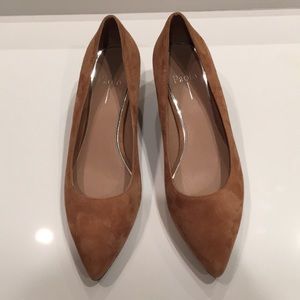 Linea Paolo tan suede block heel pumps 9.5